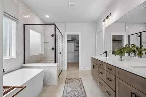 Bath - 3985 Olin Way, Celina, TX 75009 photo 9 of 13