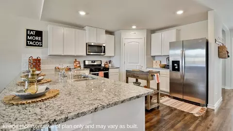 Kitchen - 12572 Thyme Pass, Converse, TX 78109 photo 2 of 7