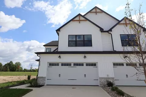 1120 Allegro Dr, Reynoldsburg, OH 43068