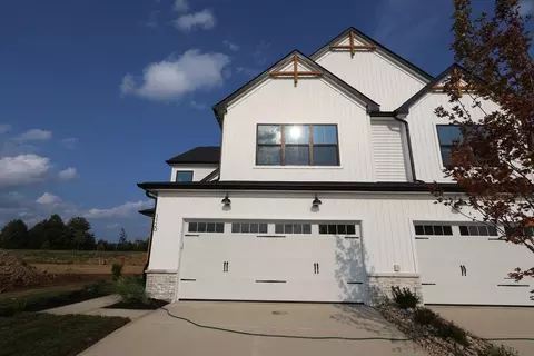 1120 Allegro Dr, Reynoldsburg, OH 43068