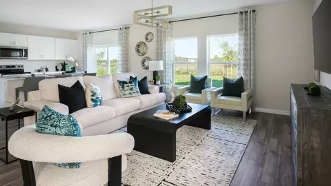 Living - 5512 Taverna Loop, Winter Haven, FL 33884 photo 3 of 5