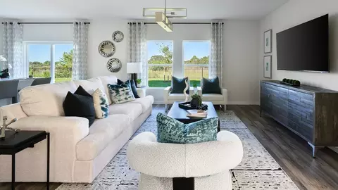 Living - 5512 Taverna Loop, Winter Haven, FL 33884 photo 2 of 5