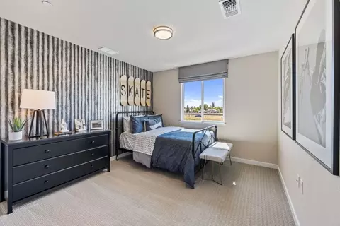 Bedroom - 484 Anthology St, Turlock, CA 95380 photo 6 of 11