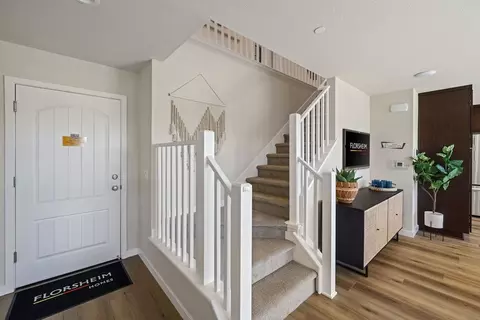 Entry Way - 484 Anthology St, Turlock, CA 95380 photo 2 of 9