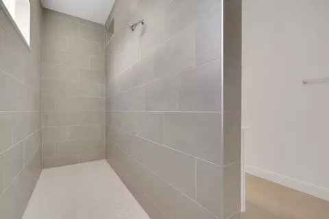 Bath - 6683 Wake St, Saint Cloud, FL 34771 photo 2 of 2