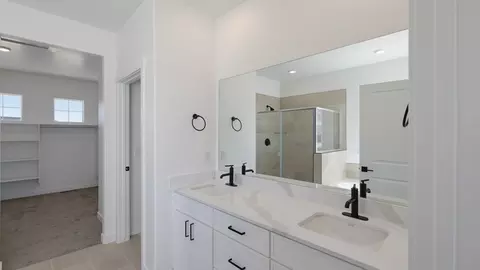 Bath - 4170 N 560 W #6, Erda, UT 84074 photo 1 of 7