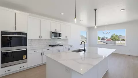 Kitchen - 4170 N 560 W #6, Erda, UT 84074 photo 6 of 7