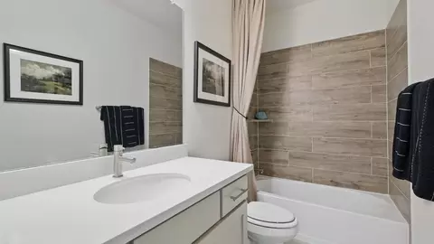 Bath - 405 Shadowfax Dr, Aledo, TX 76008 photo 5 of 5