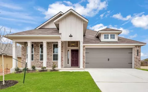 414 University Ave, Troy, TX 76579