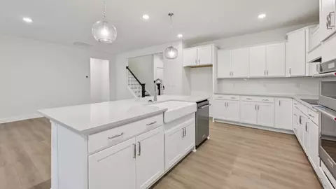 Kitchen - 870 Old Station Pointe, Angier, NC 27501 photo 3 of 5