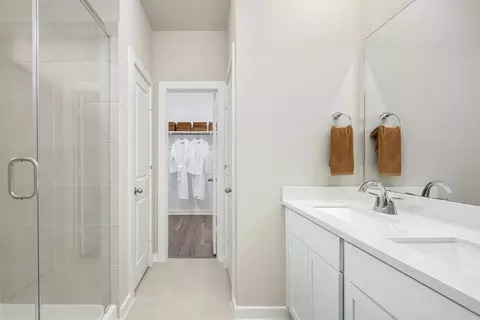 Entry Way - 3626 Compass Pointe Ct, Angleton, TX 77515 photo 1 of 2