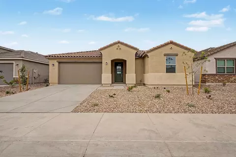 2402 E Dolcetto Dr, San Tan Valley, AZ 85143
