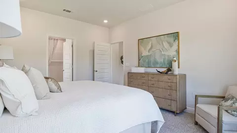 Bedroom - 5334 Macarthur Dr, Crestview, FL 32539 photo 3 of 13