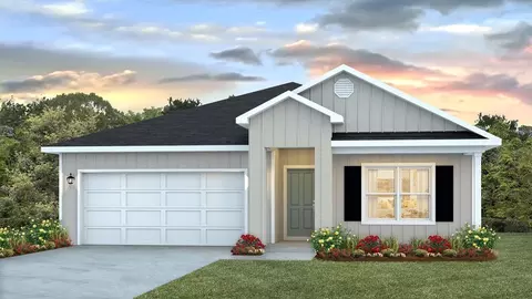 5334 Macarthur Dr, Crestview, FL 32539