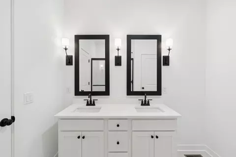 Bath - 7732 Hank Dr, Springfield, OH 43528 photo 1 of 3