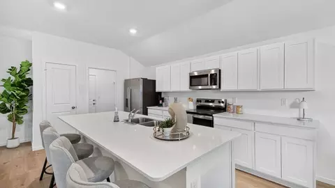 Kitchen - 2165 Sam Tillery Dr, Alexander, AR 72002 photo 2 of 5