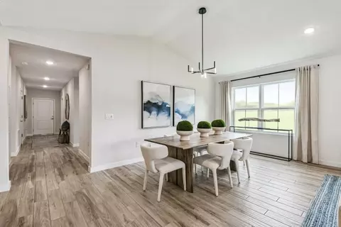 Dining - 2205 SW 153rd Loop, Ocala, FL 34473 photo 2 of 4
