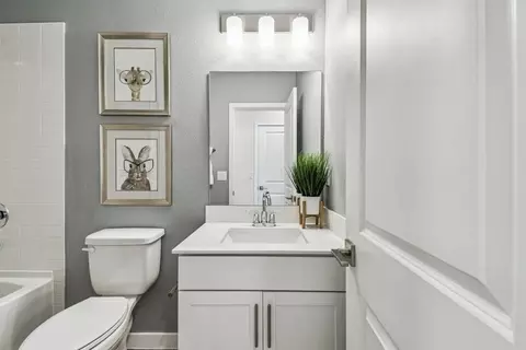Bath - 2205 SW 153rd Loop, Ocala, FL 34473 photo 7 of 7