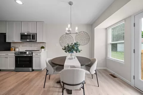 Dining - 2780 Technology Dr, O'fallon, MO 63368 photo 1 of 4