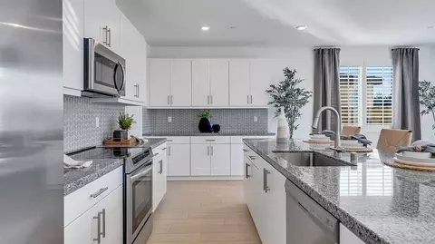 Kitchen - 7558 Princeton Ave, Hesperia, CA 92344 photo 2 of 7