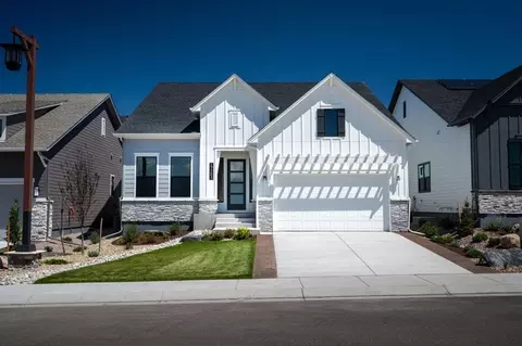 17263 Crimson Clover Dr, Monument, CO 80132