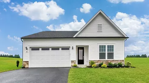 518 Fontana Cir, Martinsburg, WV 25403