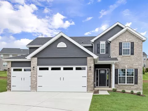 Exterior - 1308 Hillside Ct, Rolla, MO 65401 photo 8 of 33
