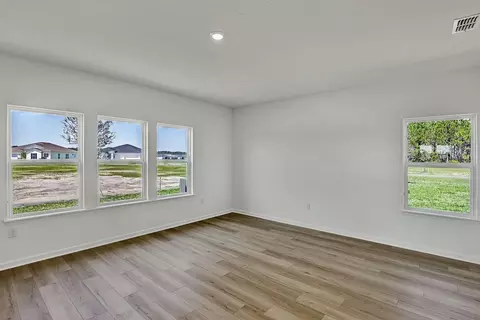 Living - 32 Winterfield Pl, Saint Augustine, FL 32092 photo 4 of 8