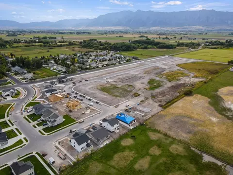 View/Area - 551 S Rivergate Dr, Logan, UT 84321 photo 9 of 11