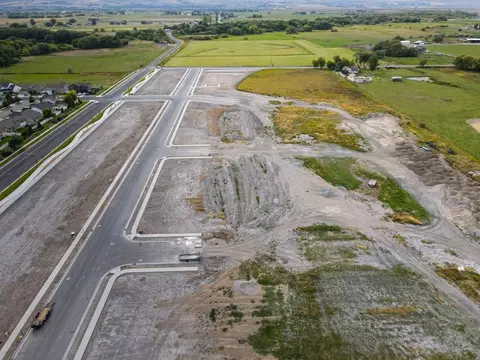 View/Area - 551 S Rivergate Dr, Logan, UT 84321 photo 10 of 11