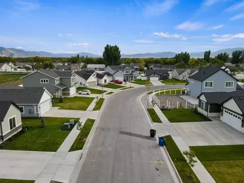View/Area - 551 S Rivergate Dr, Logan, UT 84321 photo 5 of 11