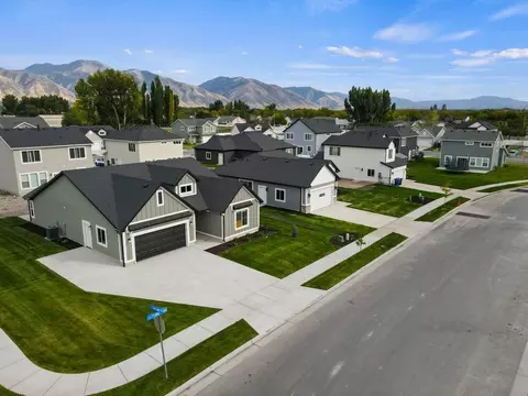 View/Area - 551 S Rivergate Dr, Logan, UT 84321 photo 6 of 11