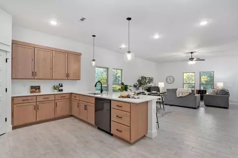 Kitchen - 13701 E 41st, Tulsa, OK 74134 photo 5 of 5