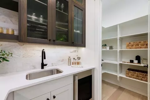 Kitchen - 563 N Morehouse Ave, Eagle, ID 83616 photo 5 of 7