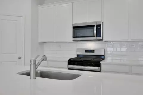 Kitchen - 182 Brook Forest Dr, Saint Augustine, FL 32092 photo 1 of 10