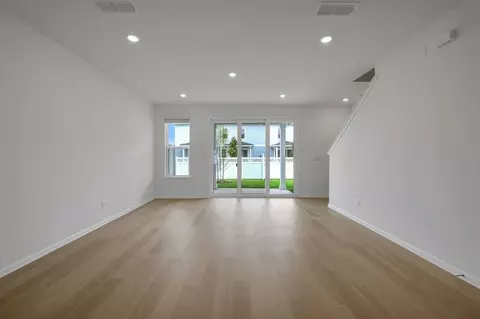 Living - 182 Brook Forest Dr, Saint Augustine, FL 32092 photo 3 of 4
