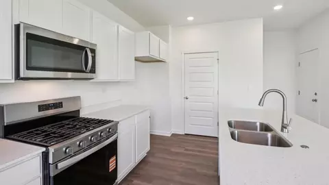 Entry Way - Coming Soon, Plainfield, IL 60585 photo 1 of 4