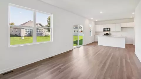Living - Coming Soon, Plainfield, IL 60585 photo 4 of 6