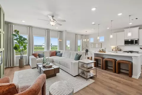 8927 Silver Bluff Ln, Baytown, TX 77521