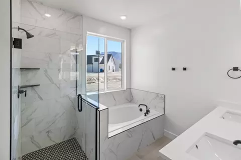 Bath - 200 S 1000 E, Smithfield, UT 84335 photo 1 of 3