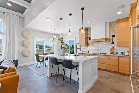 Kitchen - 200 S 1000 E, Smithfield, UT 84335 photo 2 of 2
