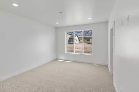 Bedroom - 200 S 1000 E, Smithfield, UT 84335 photo 2 of 4