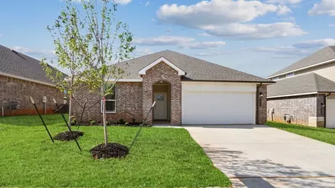 Exterior - 601 S 85th St, Broken Arrow, OK 74014 photo 5 of 9