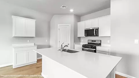 Kitchen - 601 S 85th St, Broken Arrow, OK 74014 photo 1 of 2