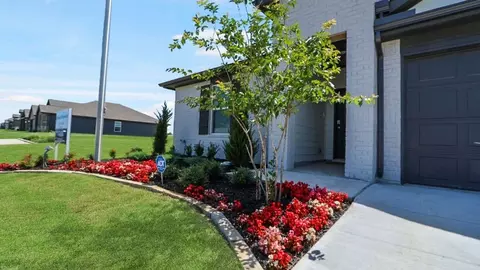 Exterior - 601 S 85th St, Broken Arrow, OK 74014 photo 7 of 9