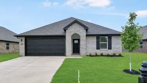 Exterior - 601 S 85th St, Broken Arrow, OK 74014 photo 2 of 9