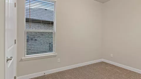 Bedroom - 1935 Jackson St, Cleburne, TX 76033 photo 6 of 19