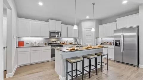 Kitchen - 1935 Jackson St, Cleburne, TX 76033 photo 5 of 7