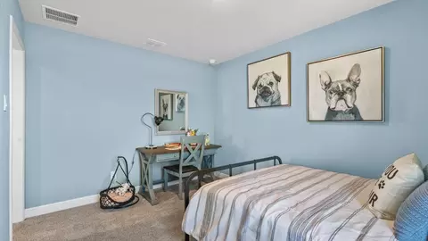Bedroom - 1935 Jackson St, Cleburne, TX 76033 photo 12 of 19