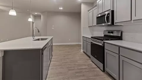Kitchen - 1935 Jackson St, Cleburne, TX 76033 photo 4 of 7